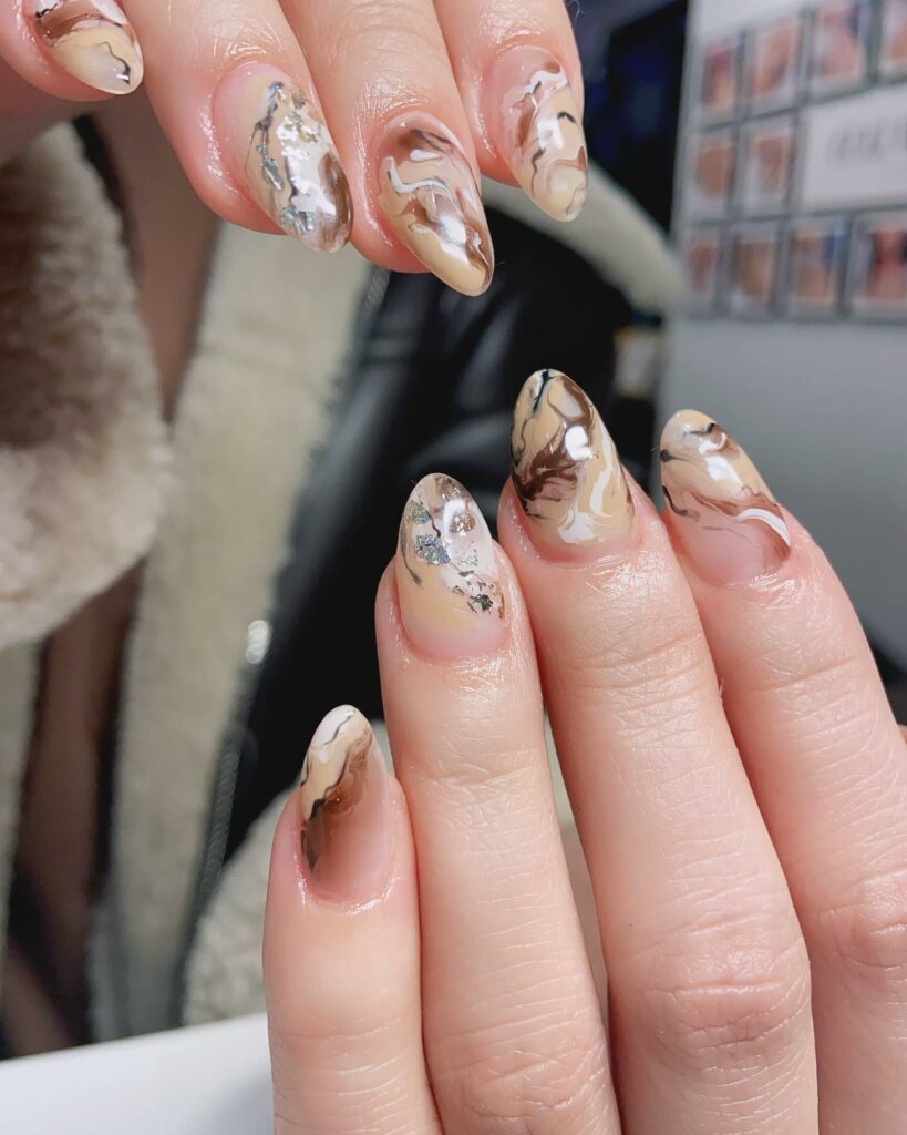 Marble Magic fall nails 