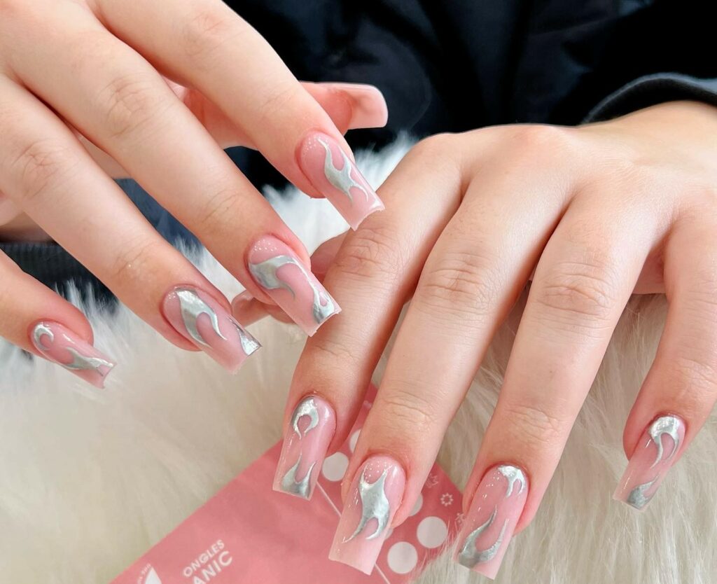 Clear Pink Nail With Silver Metallic Design