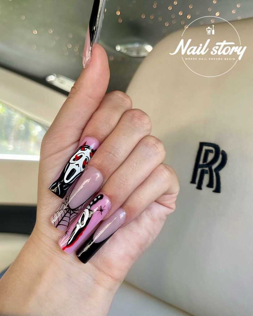 Black & Nude Spider Nails