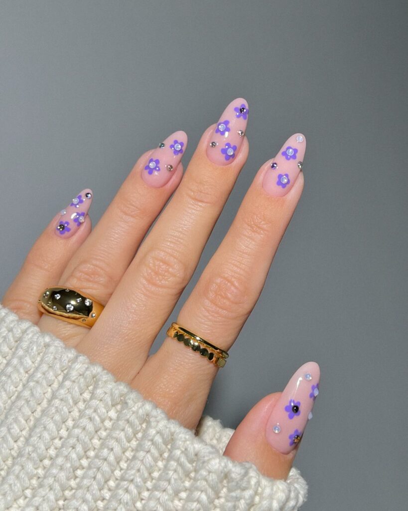 Charming Yellow and Lavender Nail Art