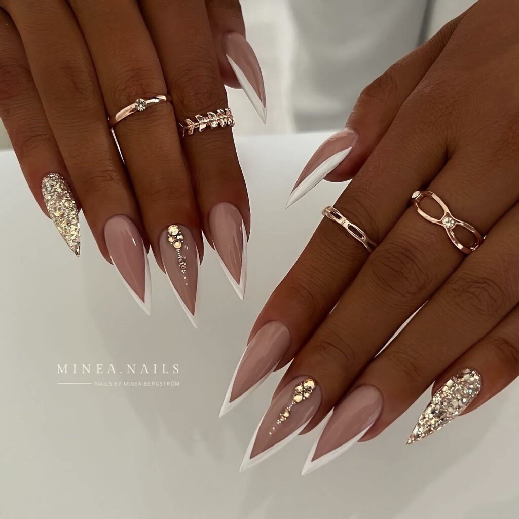 Chic Allure of Ombre Stiletto Nails