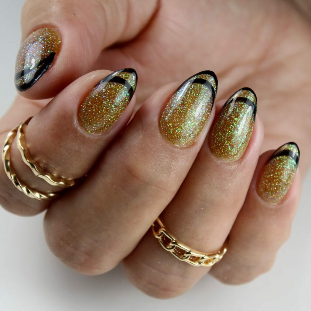 Cute Black and Gold Nails