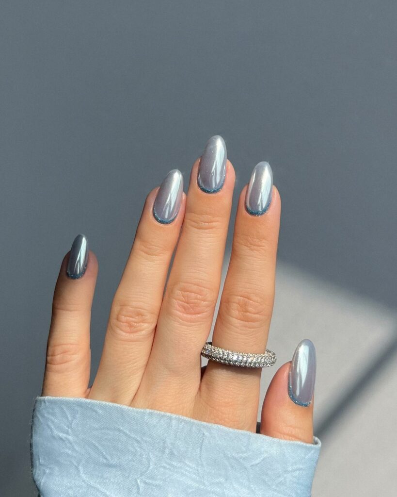 Understated  Grey Nail Prom Nails