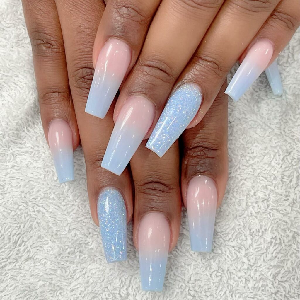 Coffin-Shaped Ombre Blue Nails