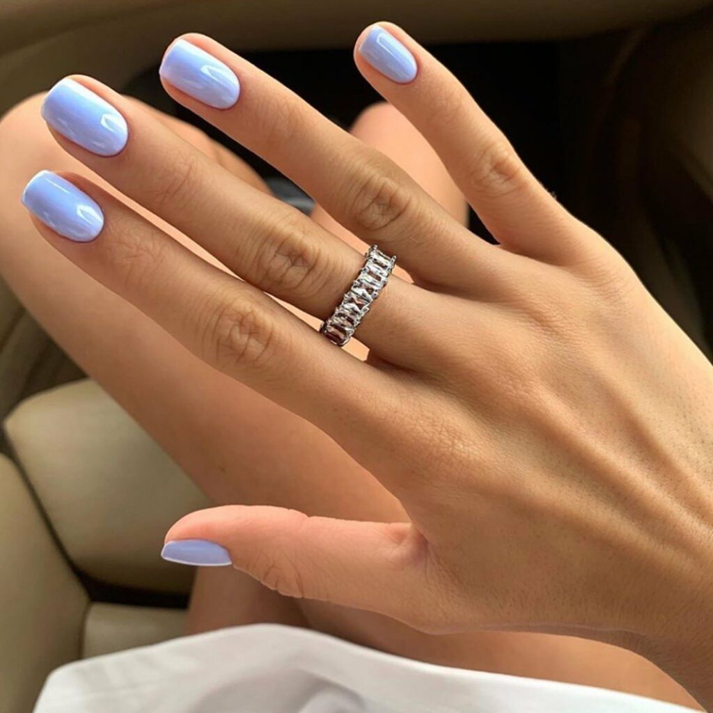 Light Blue Prom Nails for a Breezy Elegance