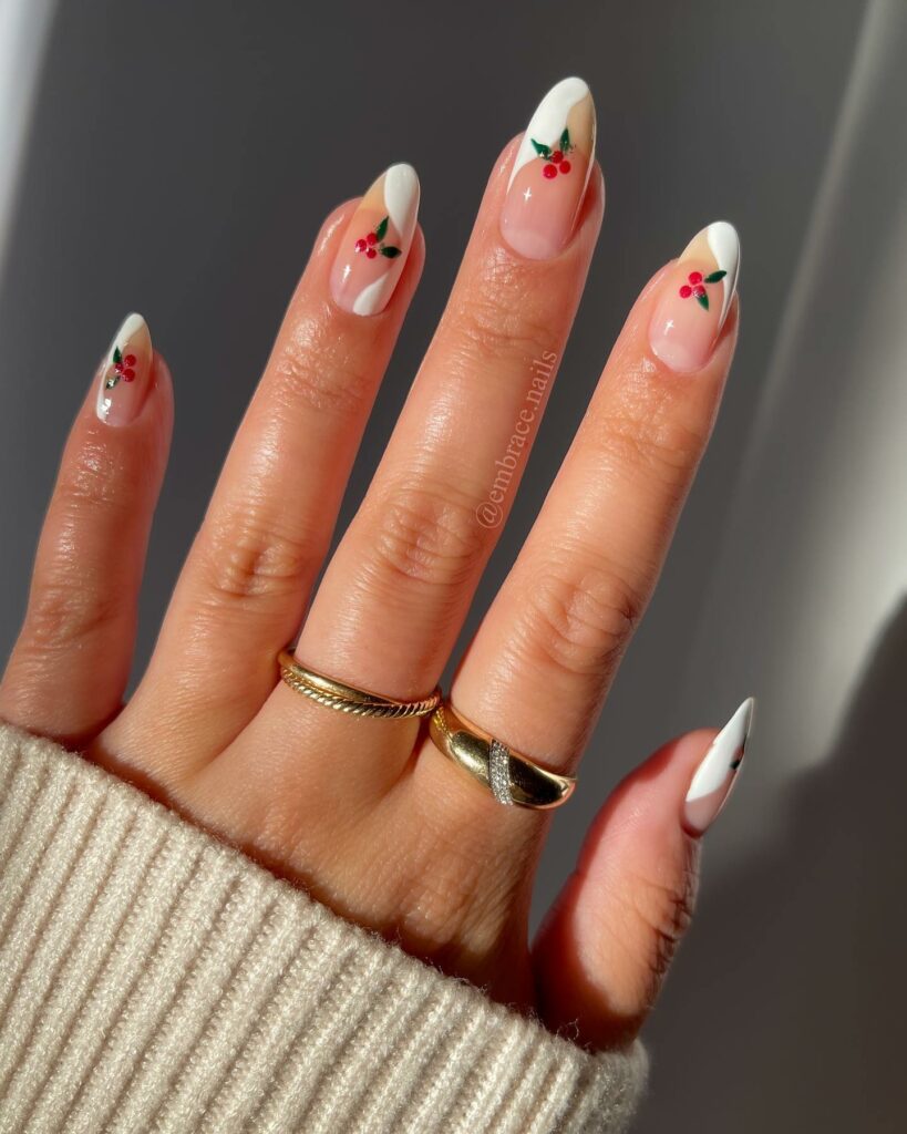 Mistletoe nails