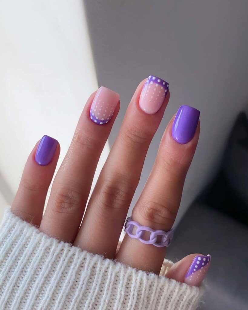 Polka Dot nails