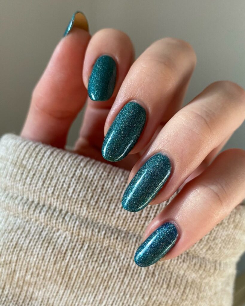 Sparkling Teal Nails