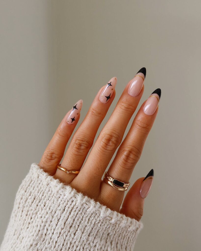 Stars Black and Gold Nails