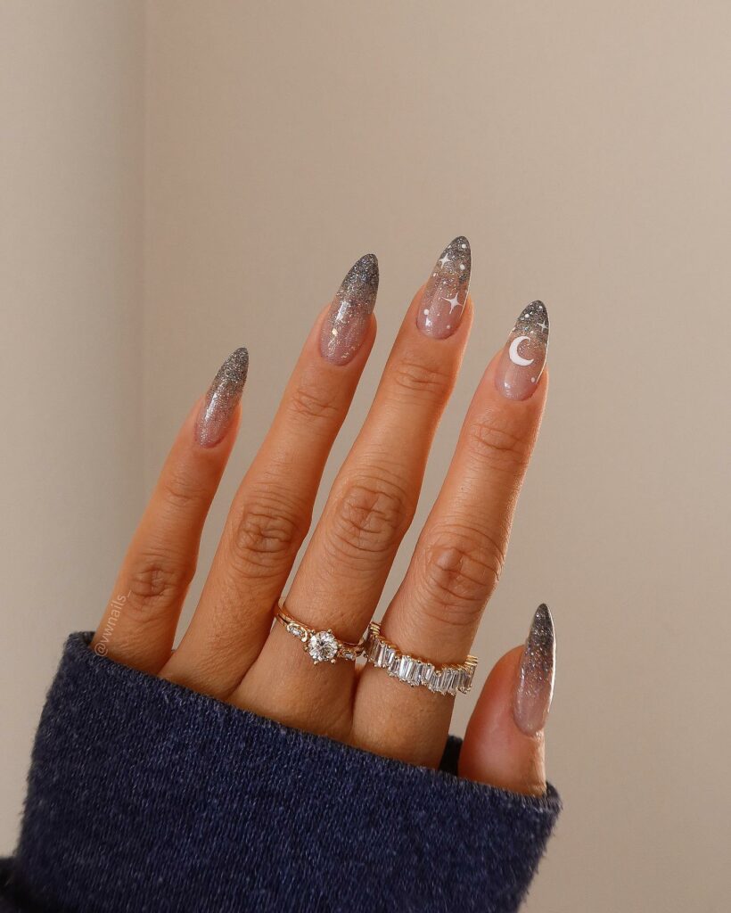 Stars white glitter nails