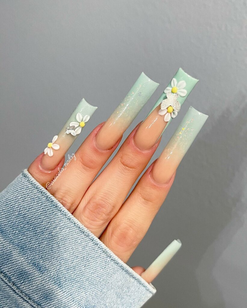 Serene Mint Green Nails for a Peaceful Palette