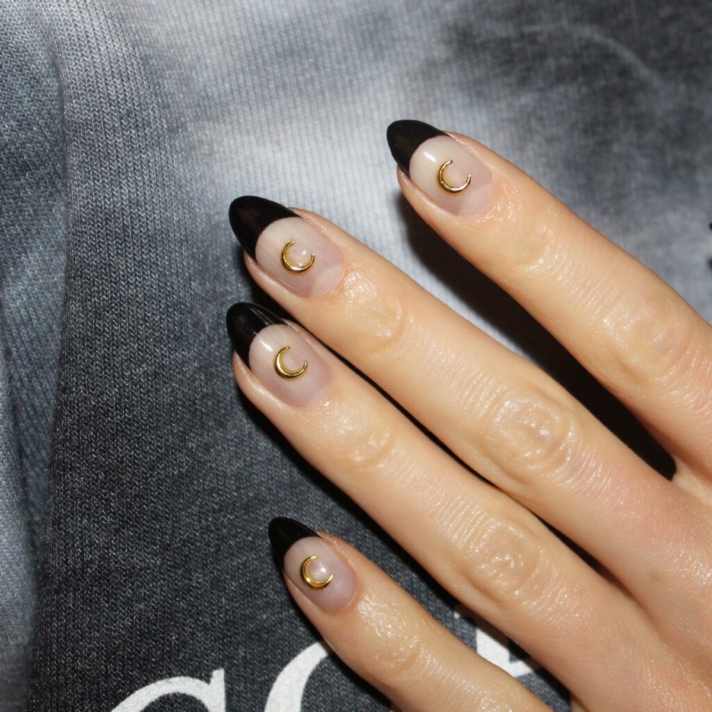 rescent moon Black and Gold Nails