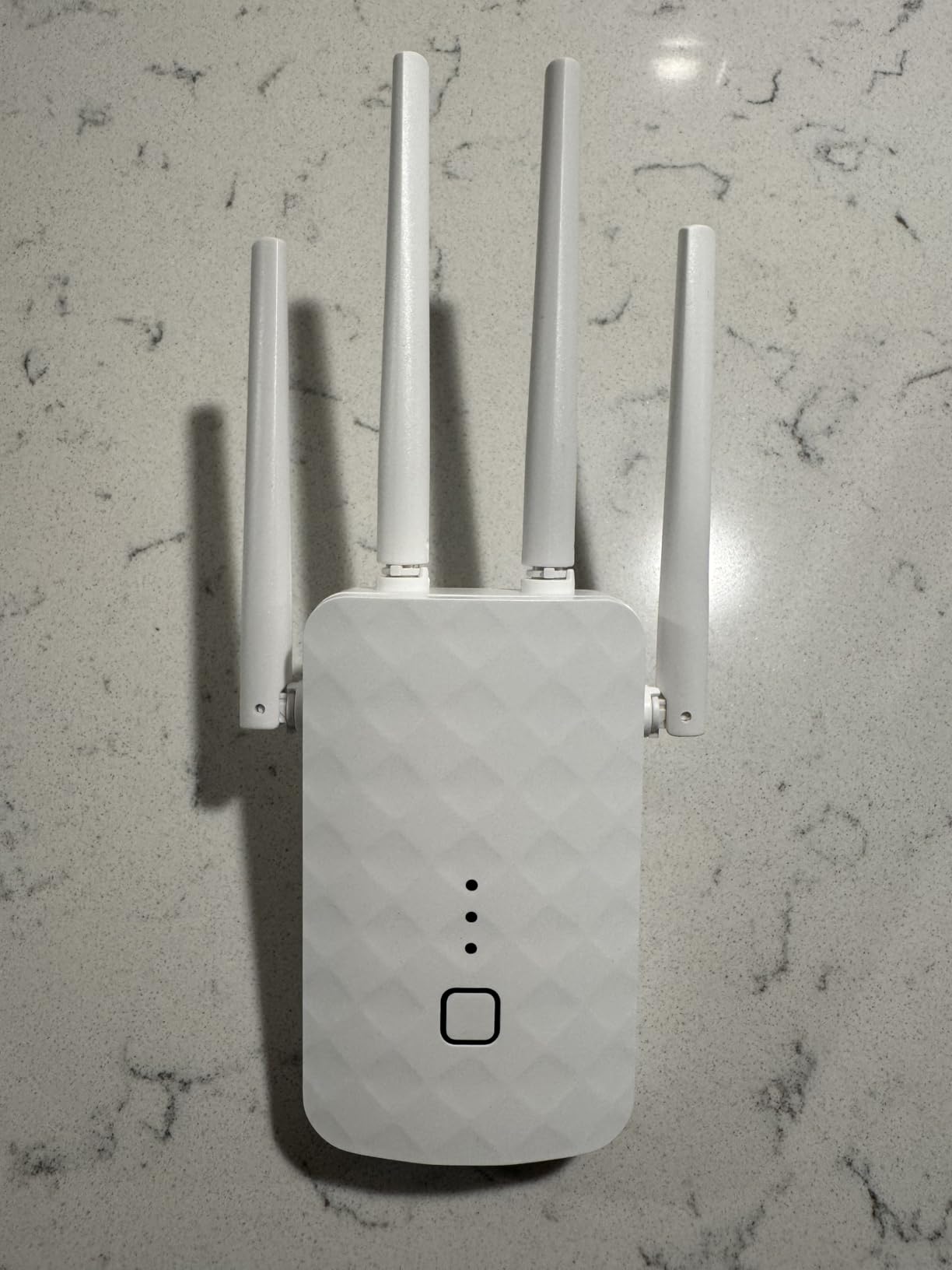 WiFi Extender Signal Booster for Home: Internet Repeater Range Covers Up to 9995 Sq.ft - Customer Photo 2