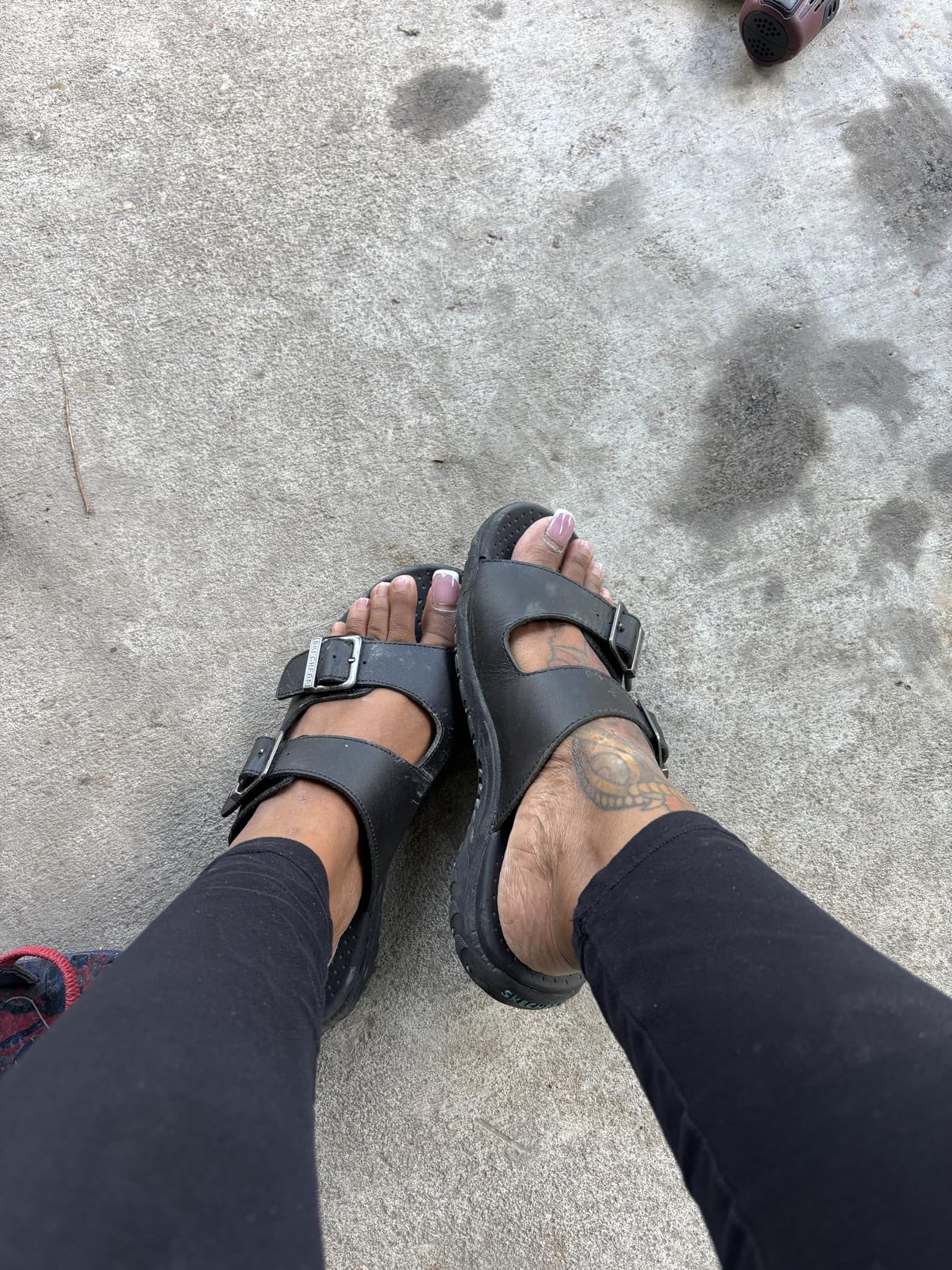 Skechers Women's Reggae-Jammin Sandal Customer Review Skechers Women's Reggae-Jammin Sandal - Customer Photo 3