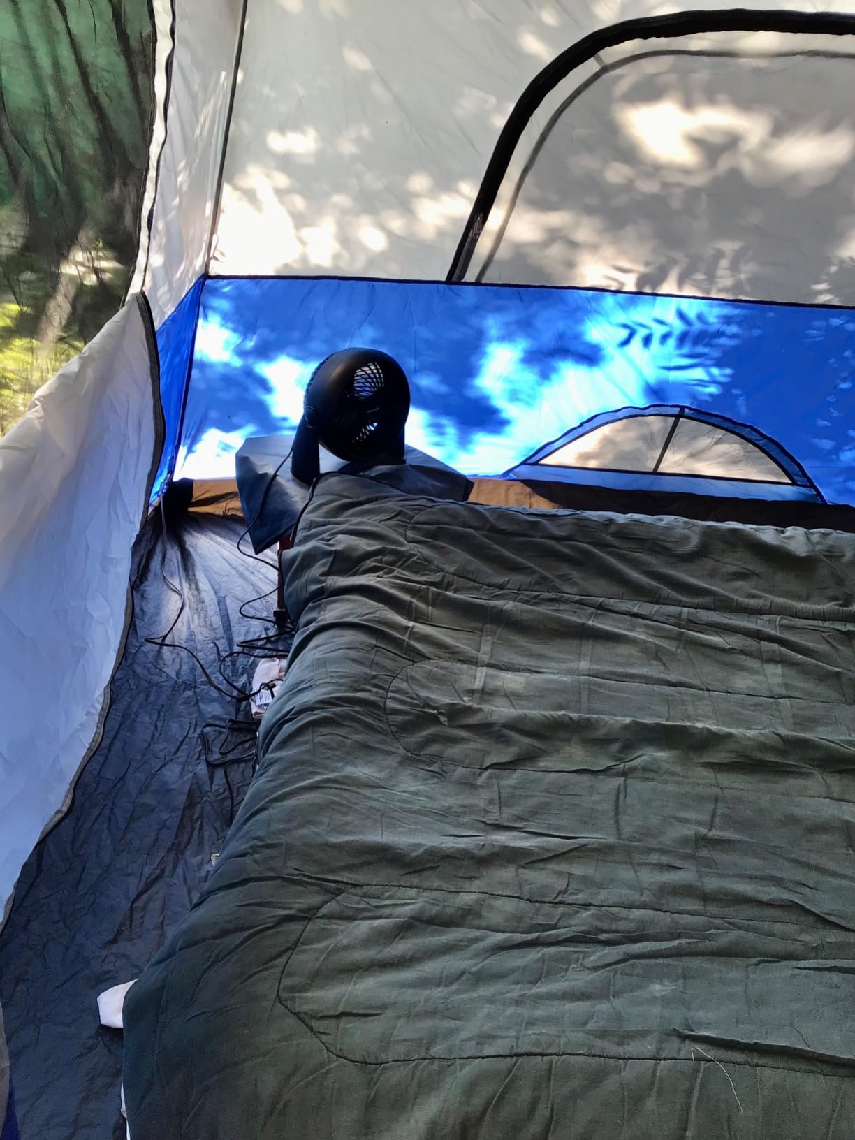 Coleman Heritage Big & Tall 10°F Flannel Sleeping Bag, XL Sleeping Bag Fits Adults up to 6ft 7in Tall, Machine Washable, Great for Camping, Hunting, Guests, & More - Customer Photo 3