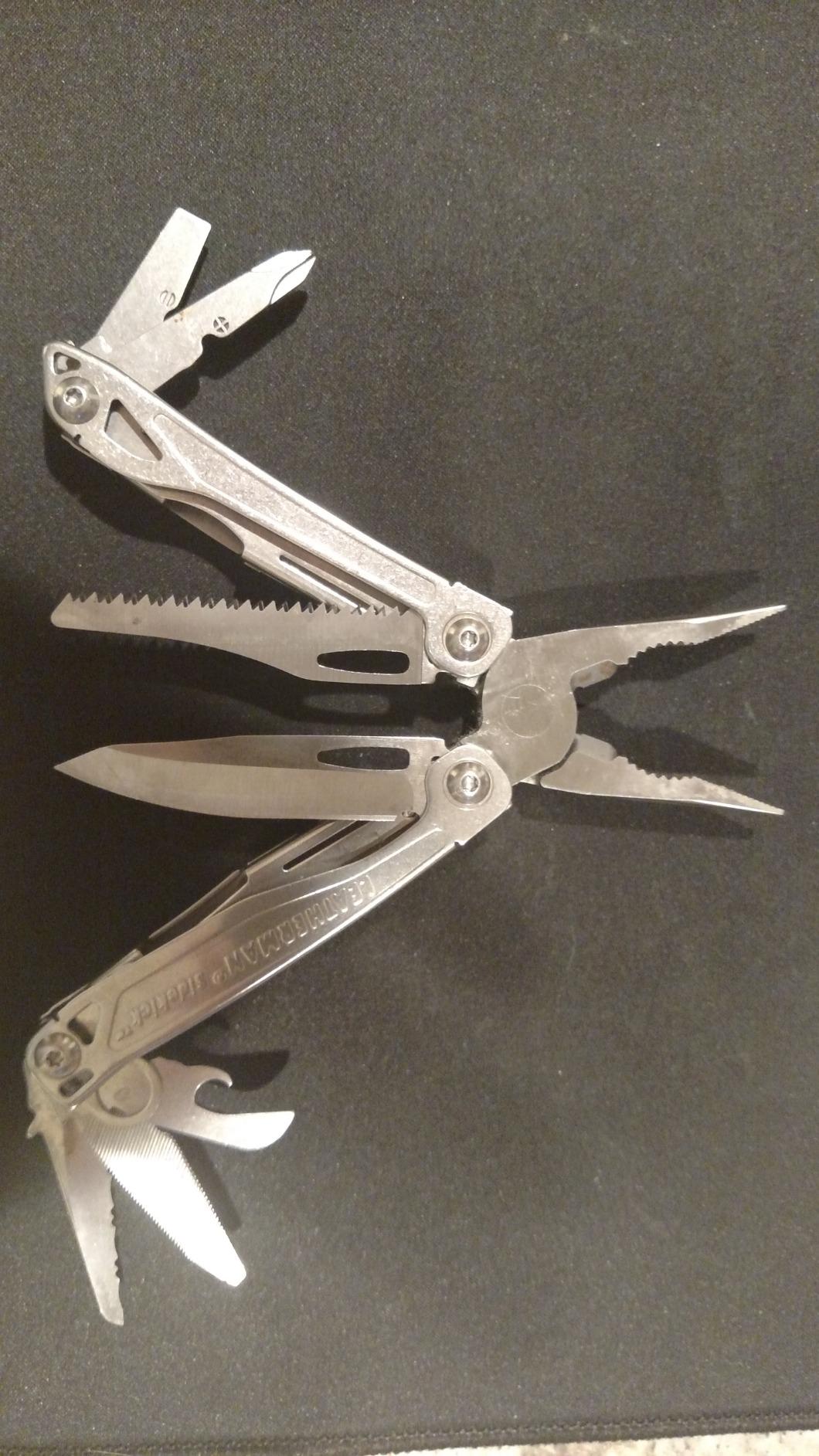 LEATHERMAN, Sidekick Pocket Size Multitool with Spring-Action Pliers and Saw, Stainless Steel with Nylon Sheath Customer Review LEATHERMAN, Sidekick Pocket Size Multitool with Spring-Action Pliers and Saw, Stainless Steel with Nylon Sheath - Customer Photo 1