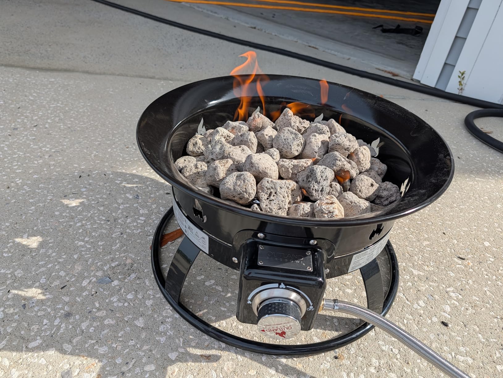 Outland Living Portable Propane Fire Pit, 19-inch, 58,000 BTU with Fire Pit Cover & Carry Kit, Smokeless Gas Firebowl | Perfect for Camping, Patio, Backyard, Tailgating, Deck, RV| Black 893 Deluxe Customer Review Outland Living Portable Propane Fire Pit, 19-inch, 58,000 BTU with Fire Pit Cover & Carry Kit, Smokeless Gas Firebowl | Perfect for Camping, Patio, Backyard, Tailgating, Deck, RV| Black 893 Deluxe - Customer Photo 1