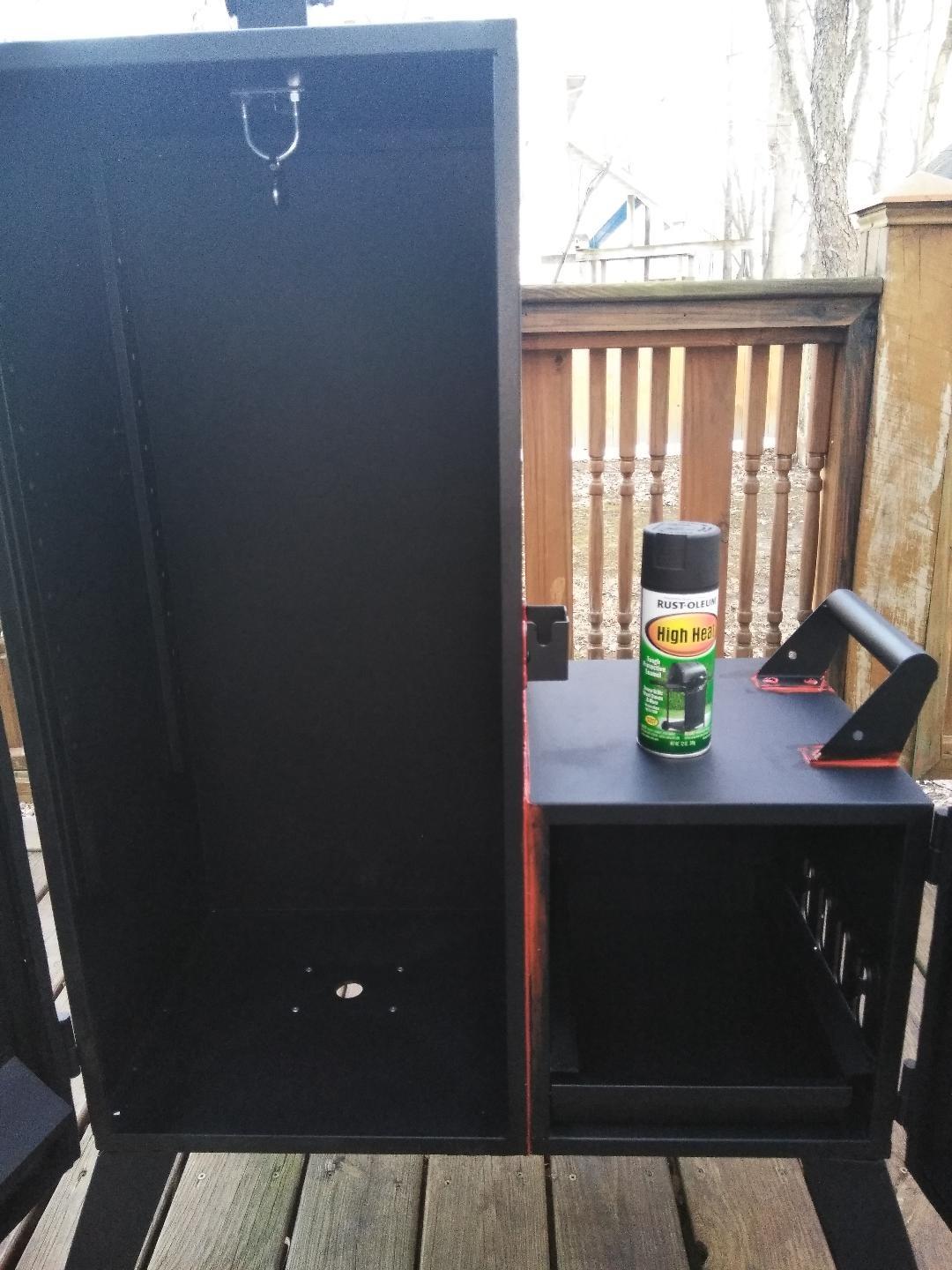 Dyna-Glo DGO1890BDC-D Wide Body Vertical Offset Charcoal Smoker,Black Customer Review Dyna-Glo DGO1890BDC-D Wide Body Vertical Offset Charcoal Smoker,Black - Customer Photo 2