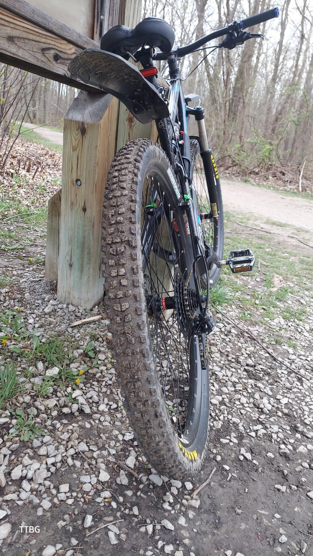 Maxxis Aggressor - Dual Compound - 29, 27.5, 26 - EXO, DD - E25 Rating, Tubeless | Primarily Intended for Rear Wheel Use Customer Review Maxxis Aggressor - Dual Compound - 29, 27.5, 26 - EXO, DD - E25 Rating, Tubeless | Primarily Intended for Rear Wheel Use - Customer Photo 2