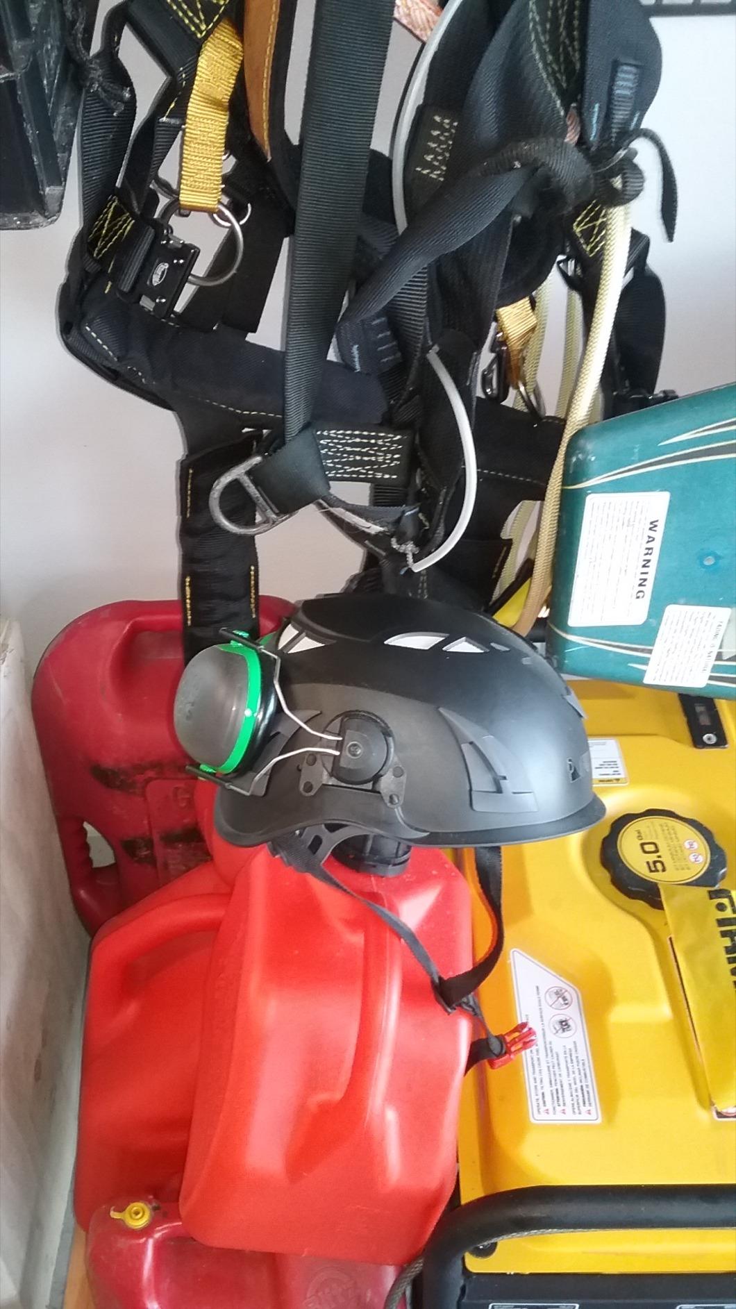 Fusion Meka Work Climbing Helmet Customer Review Fusion Meka Work Climbing Helmet - Customer Photo 4