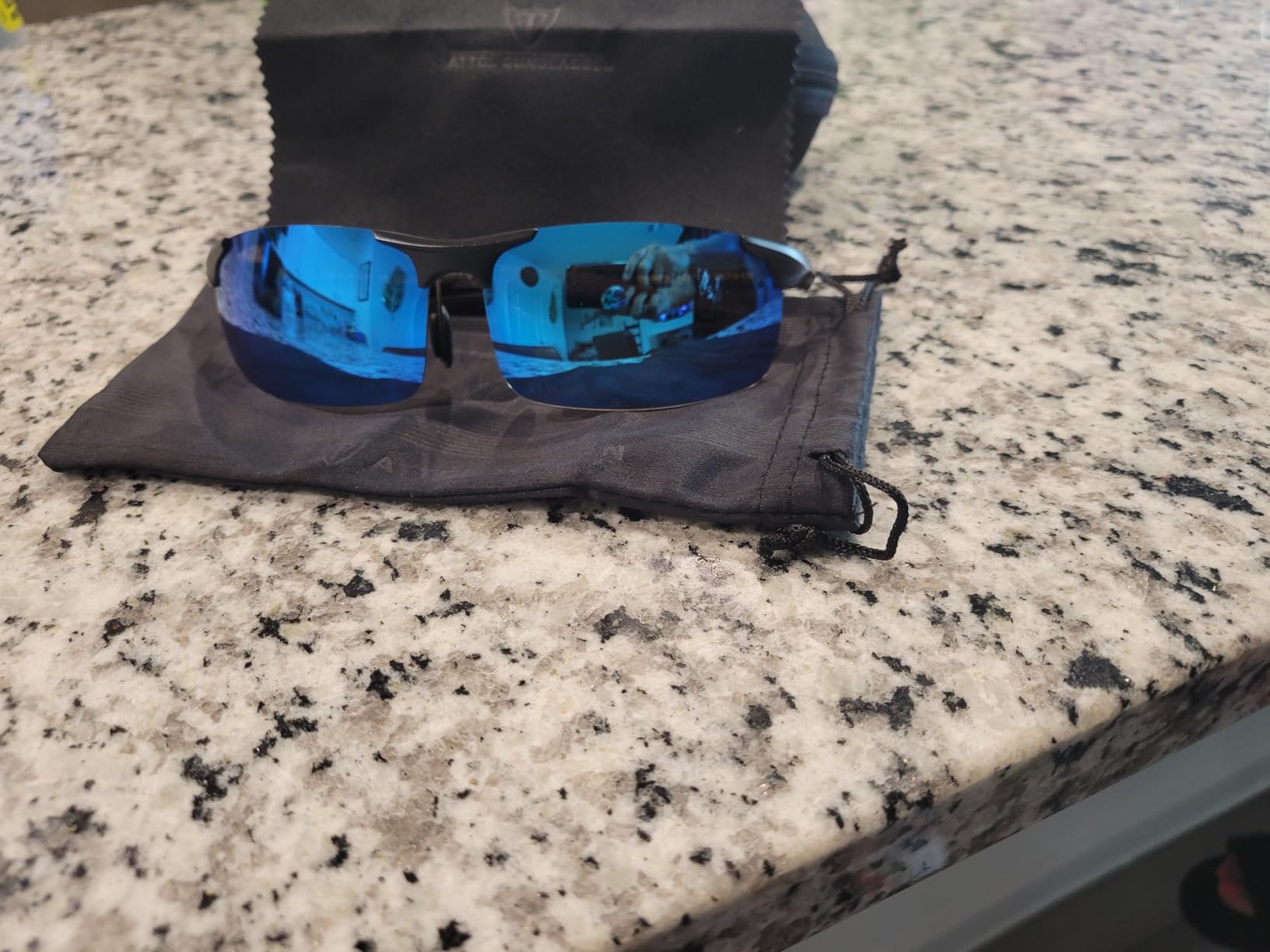 ATTCL Polarized Sunglasses Men Sports: UV Protection Anti Glare Wrap Around Lightweight Metal Driving Fishing Golf Running Customer Review ATTCL Polarized Sunglasses Men Sports: UV Protection Anti Glare Wrap Around Lightweight Metal Driving Fishing Golf Running - Customer Photo 4
