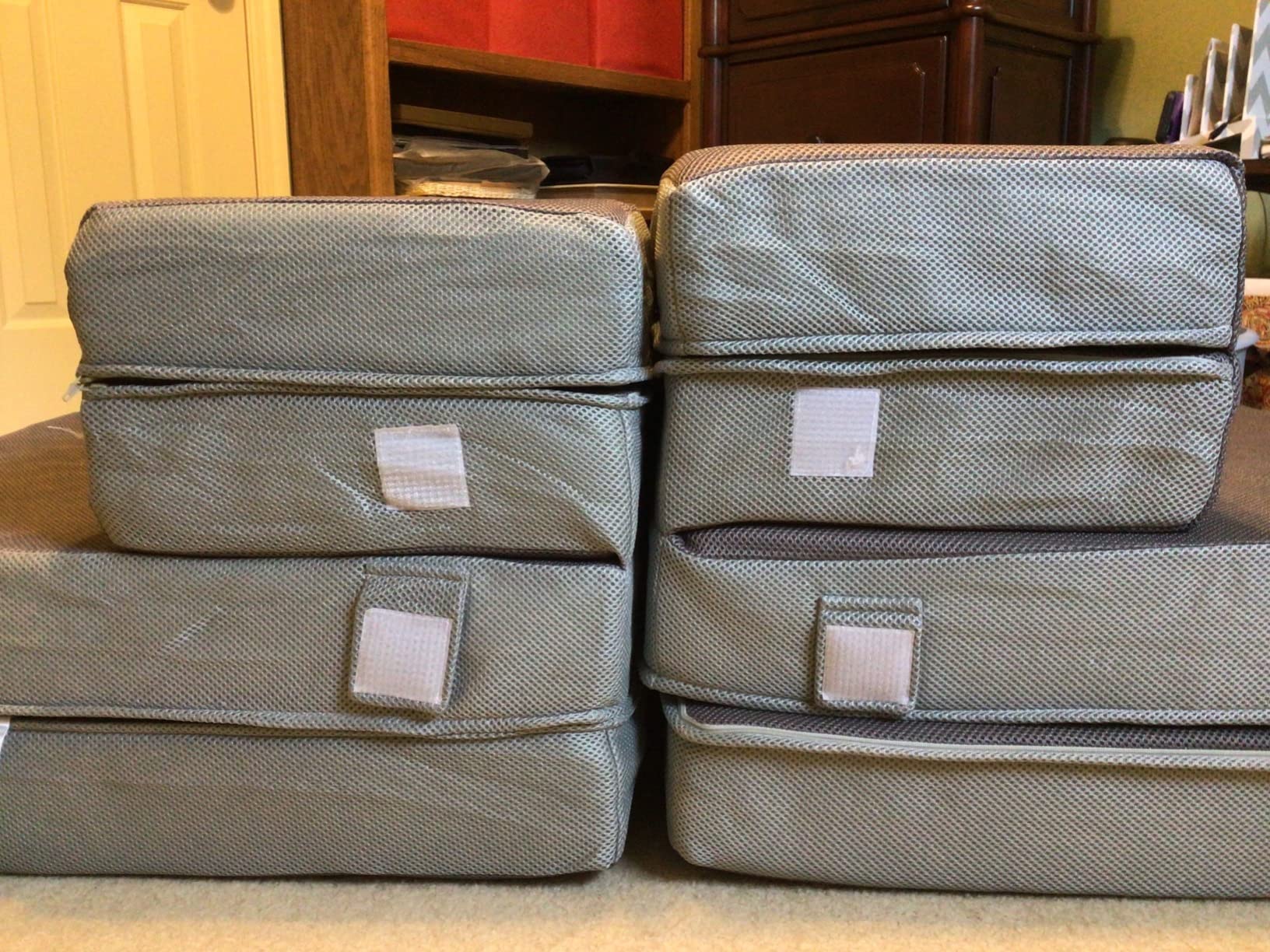 Best Choice Products 4in Portable Queen-Size Mattress, Tri-Fold Mattress for Camping, Guest, Toddler, Foam Plush w/Carry Case - Grey Customer Review Best Choice Products 4in Portable Queen-Size Mattress, Tri-Fold Mattress for Camping, Guest, Toddler, Foam Plush w/Carry Case - Grey - Customer Photo 3