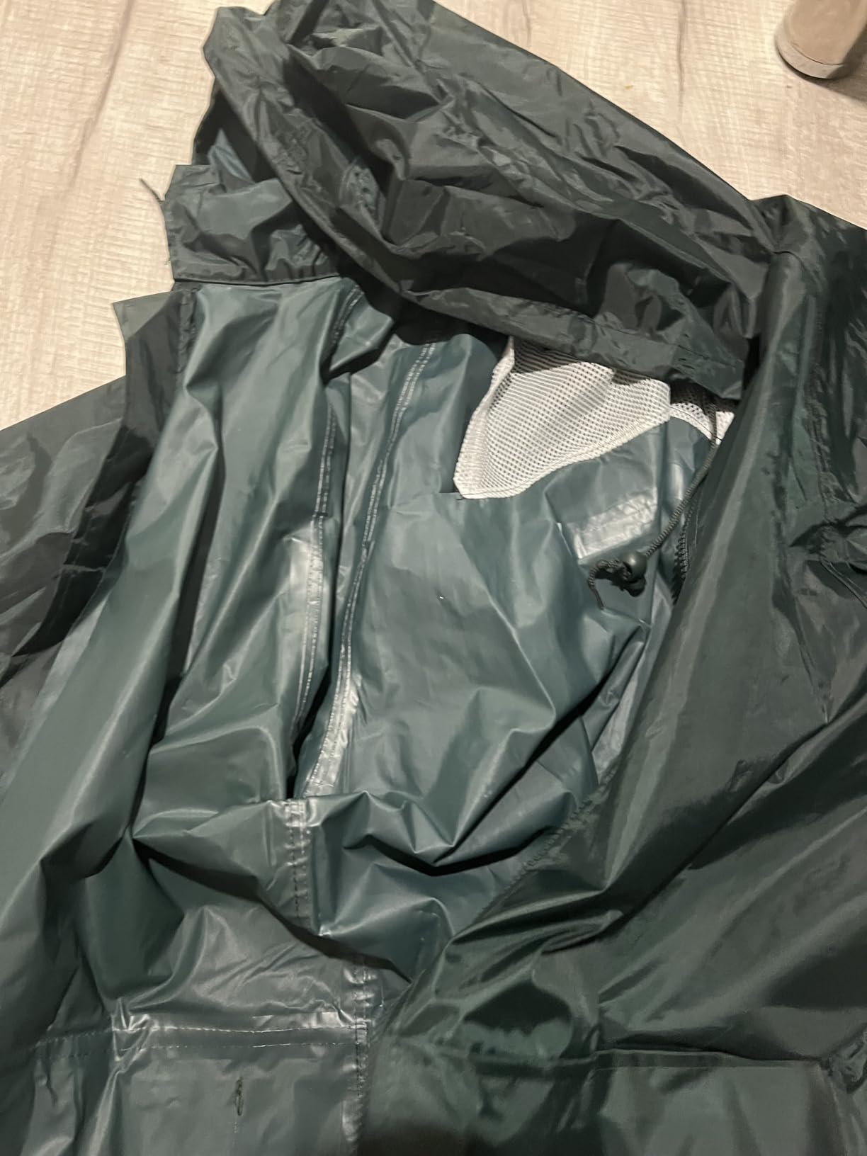 Portwest US440 Men's Waterproof Rain Jacket - Lightweight Durable Hooded Weather Protection Safety Coat Olive Green, Medium Customer Review Portwest US440 Men's Waterproof Rain Jacket - Lightweight Durable Hooded Weather Protection Safety Coat Olive Green, Medium - Customer Photo 1