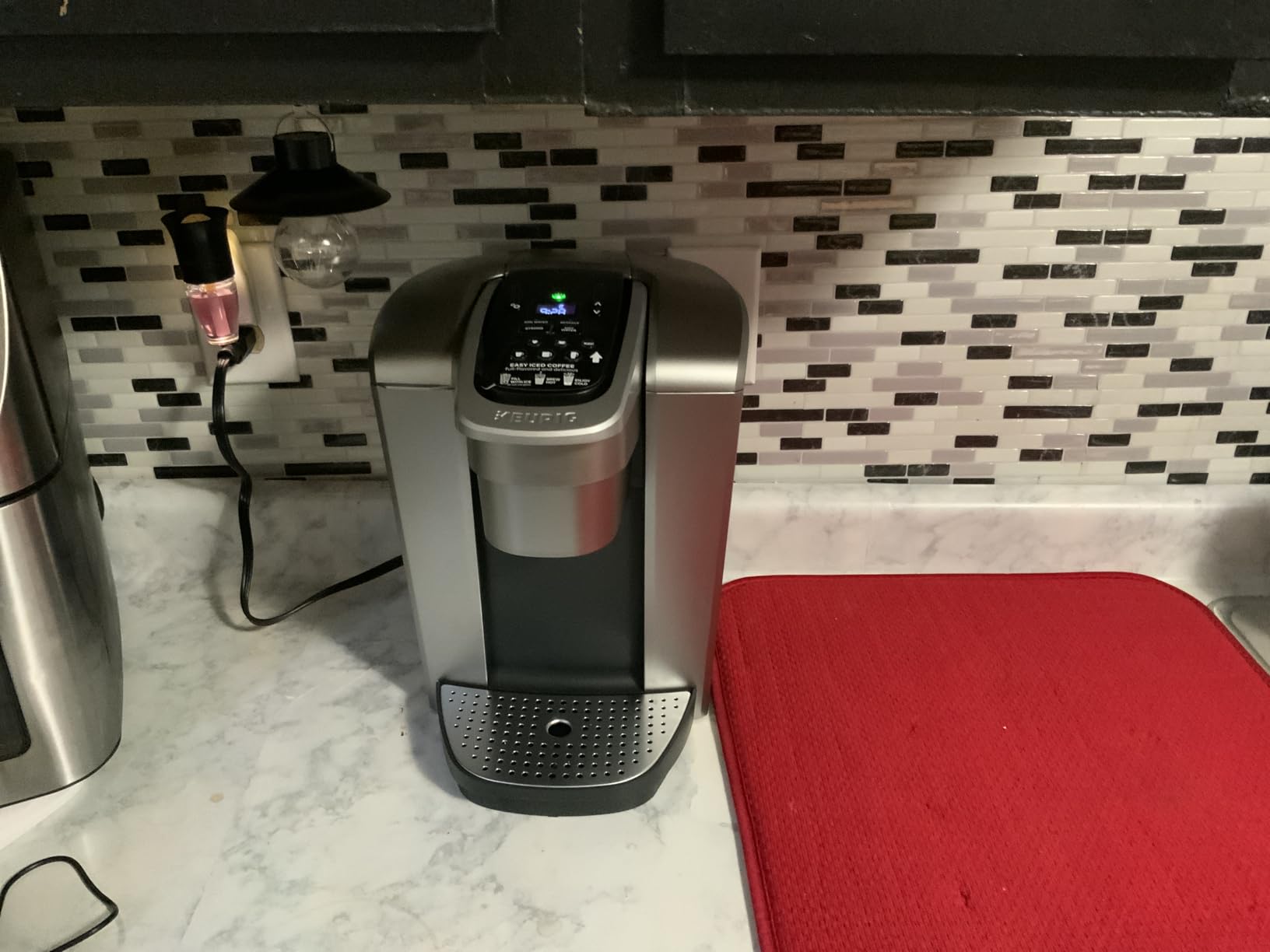 Keurig K-Elite Single Serve K-Cup Pod Coffee Maker, with Strength and Temperature Control, Iced Coffee Capability, 8 to 12oz Brew Size, Programmable, Brushed Slate Customer Review Keurig K-Elite Single Serve K-Cup Pod Coffee Maker, with Strength and Temperature Control, Iced Coffee Capability, 8 to 12oz Brew Size, Programmable, Brushed Slate - Customer Photo 1