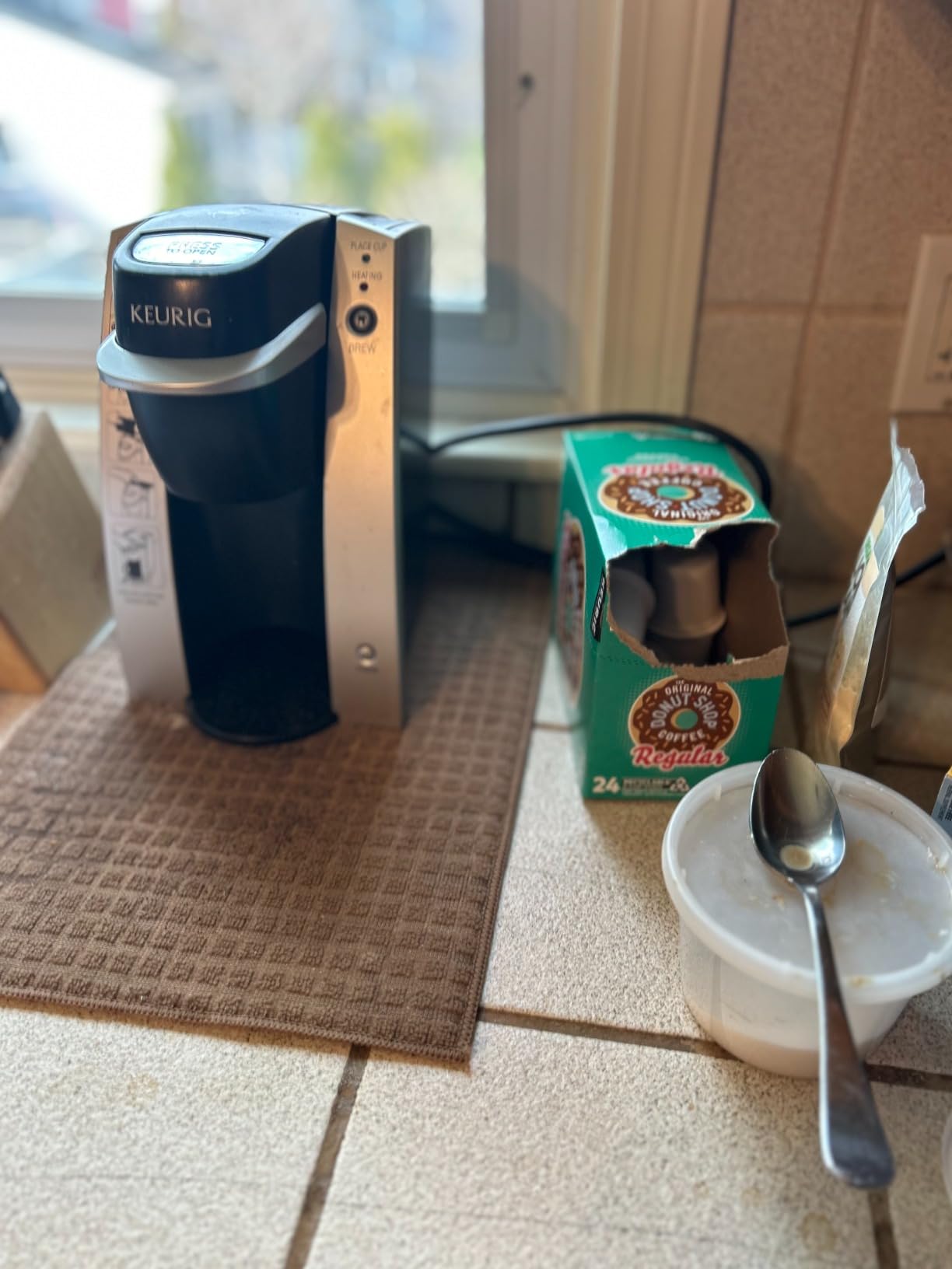 The Original Donut Shop Regular, Single-Serve Keurig K-Cup Pods, Medium Roast Coffee Pods, 32 Count Customer Review The Original Donut Shop Regular, Single-Serve Keurig K-Cup Pods, Medium Roast Coffee Pods, 32 Count - Customer Photo 1