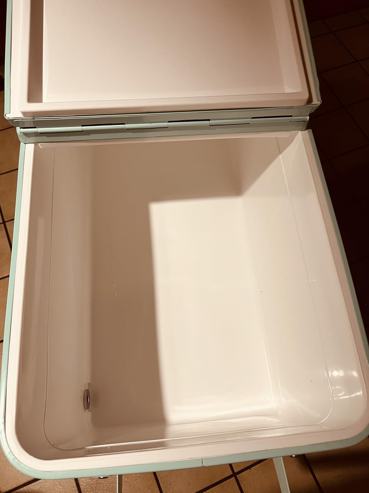 VINGLI 80 Quart Rolling Ice Chest Customer Review VINGLI 80 Quart Rolling Ice Chest - Customer Photo 2
