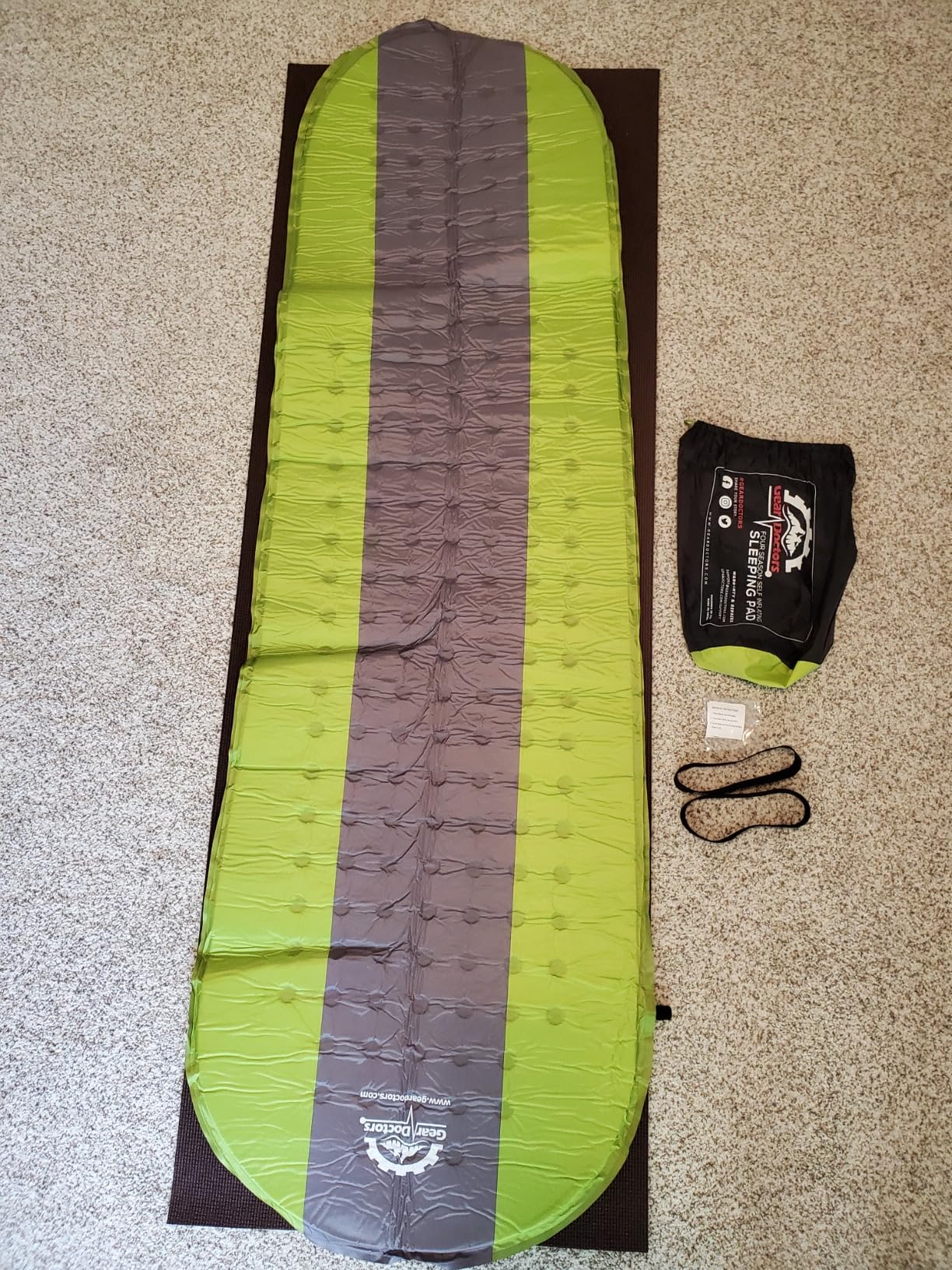 Gear Doctors Self Inflating Camping Sleeping Pad for Camping 4.3 R Insulated Camping mats-1.5 in Must Haves Inflatable Foam air Sleep mat Self Inflating air Mattress for Camping cot pad Tent Floors Customer Review Gear Doctors Self Inflating Camping Sleeping Pad for Camping 4.3 R Insulated Camping mats-1.5 in Must Haves Inflatable Foam air Sleep mat Self Inflating air Mattress for Camping cot pad Tent Floors - Customer Photo 4