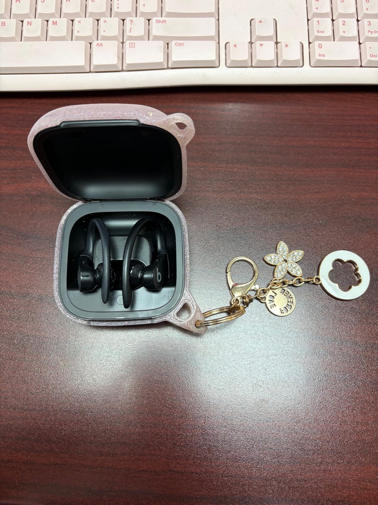 Beats Powerbeats Pro Wireless Earbuds - Apple H1 Headphone Chip, Class 1 Bluetooth Headphones, 9 Hours of Listening Time, Sweat Resistant, Built-in Microphone - Black Customer Review Beats Powerbeats Pro Wireless Earbuds - Apple H1 Headphone Chip, Class 1 Bluetooth Headphones, 9 Hours of Listening Time, Sweat Resistant, Built-in Microphone - Black - Customer Photo 1