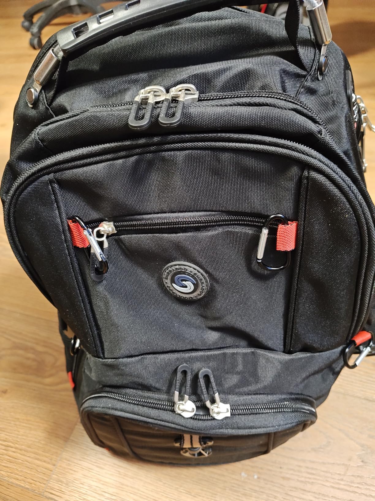 SHRRADOO Extra Large 50L Travel Laptop Backpack with USB Charging Port, College High School Backpack Airline Approved Business Work Bag Fits 17 Inch Computer for Men Women Customer Review SHRRADOO Extra Large 50L Travel Laptop Backpack with USB Charging Port, College High School Backpack Airline Approved Business Work Bag Fits 17 Inch Computer for Men Women - Customer Photo 2