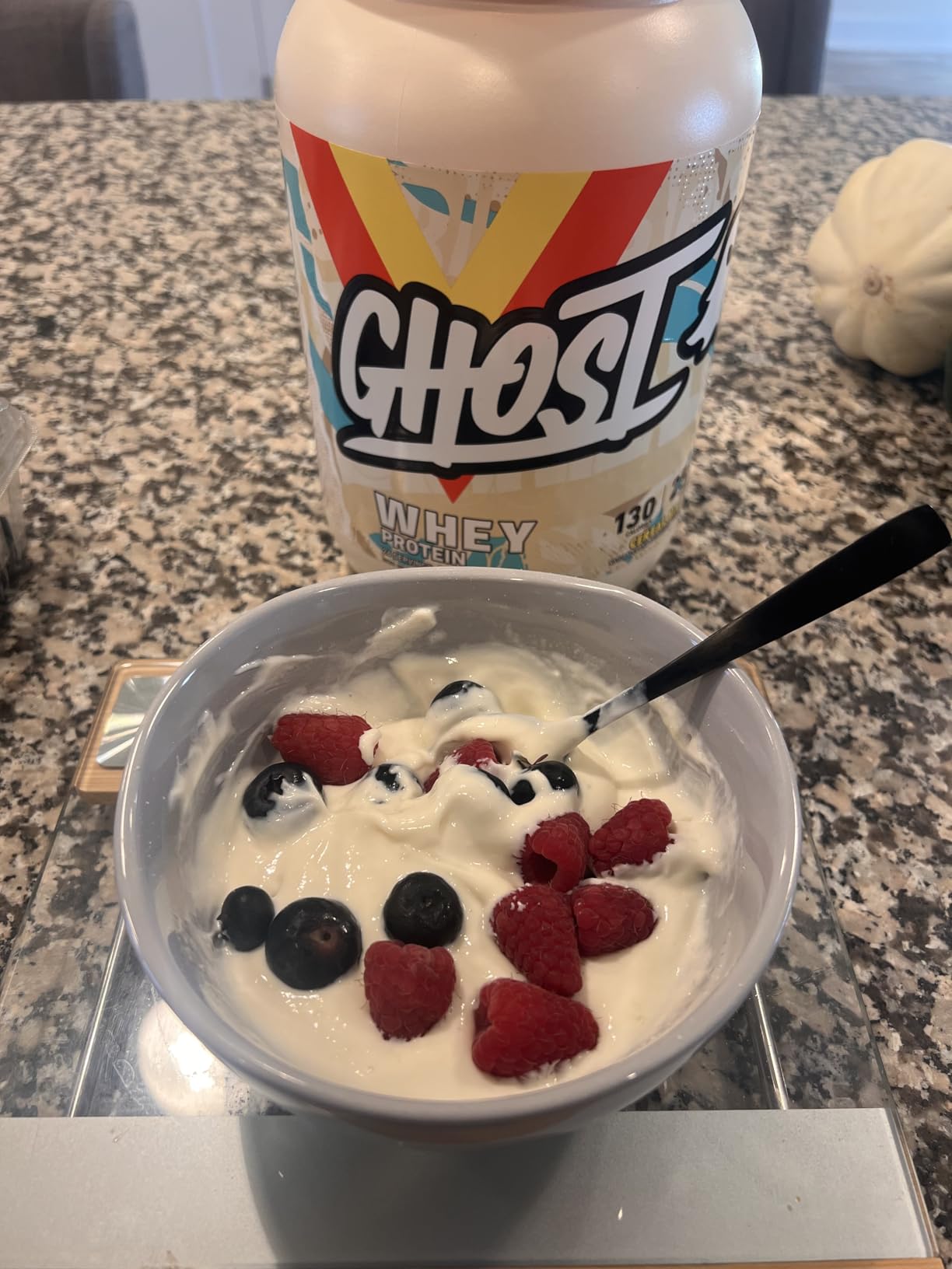 GHOST Whey Protein Powder, Chips Ahoy! - 2LB, 25G of Protein - Whey Protein Blend - ­Post Workout Fitness & Nutrition Shakes, Smoothies, Baking & Cooking - Cookie Pieces Inside - Customer Photo 2