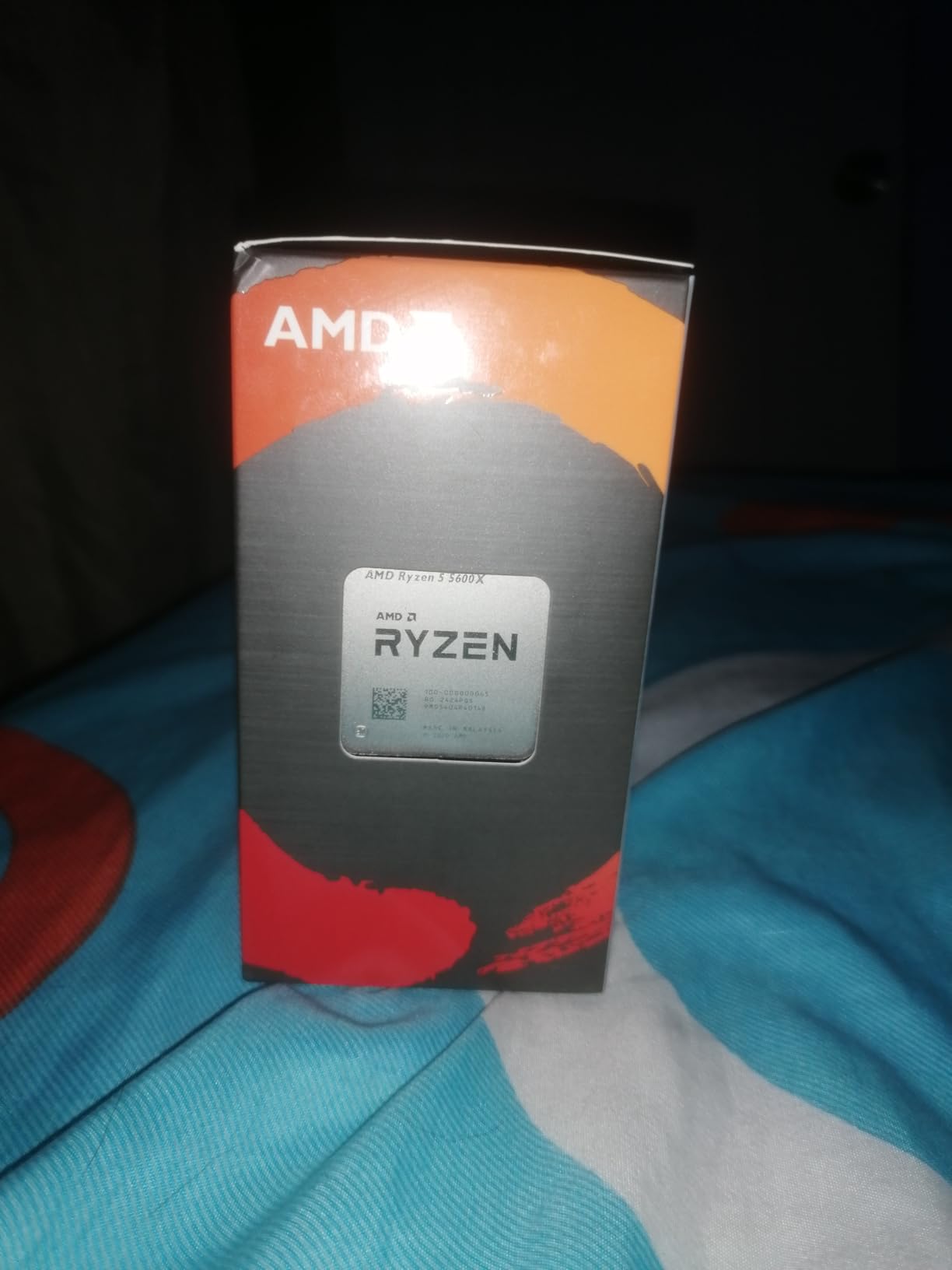 AMD Ryzen 5 5600X 6-core, 12-thread unlocked desktop processor with Wraith Stealth cooler - Customer Photo 2