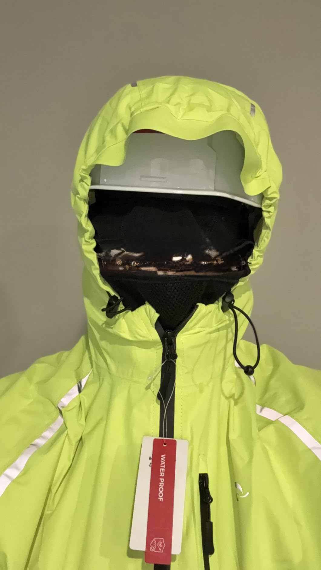 baleaf Men's Rain Jacket Waterproof Windbreaker Raincoat Running Cycling Hiking Gear Hood Lightweight Reflective Packable Customer Review baleaf Men's Rain Jacket Waterproof Windbreaker Raincoat Running Cycling Hiking Gear Hood Lightweight Reflective Packable - Customer Photo 4