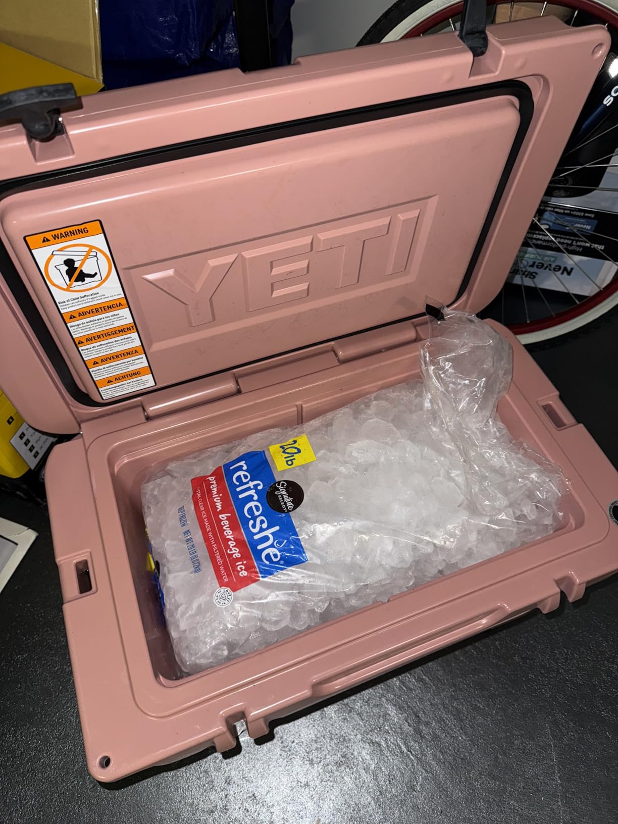 YETI Tundra 45 Cooler Customer Review YETI Tundra 45 Cooler - Customer Photo 4