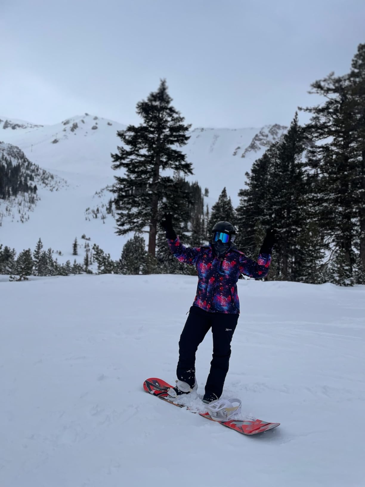 GEMYSE Women's Ski Snow Jacket Warm Winter Waterproof Coat Snowboard Rain Jacket Hooded Windproof Windbreaker - Customer Photo 1