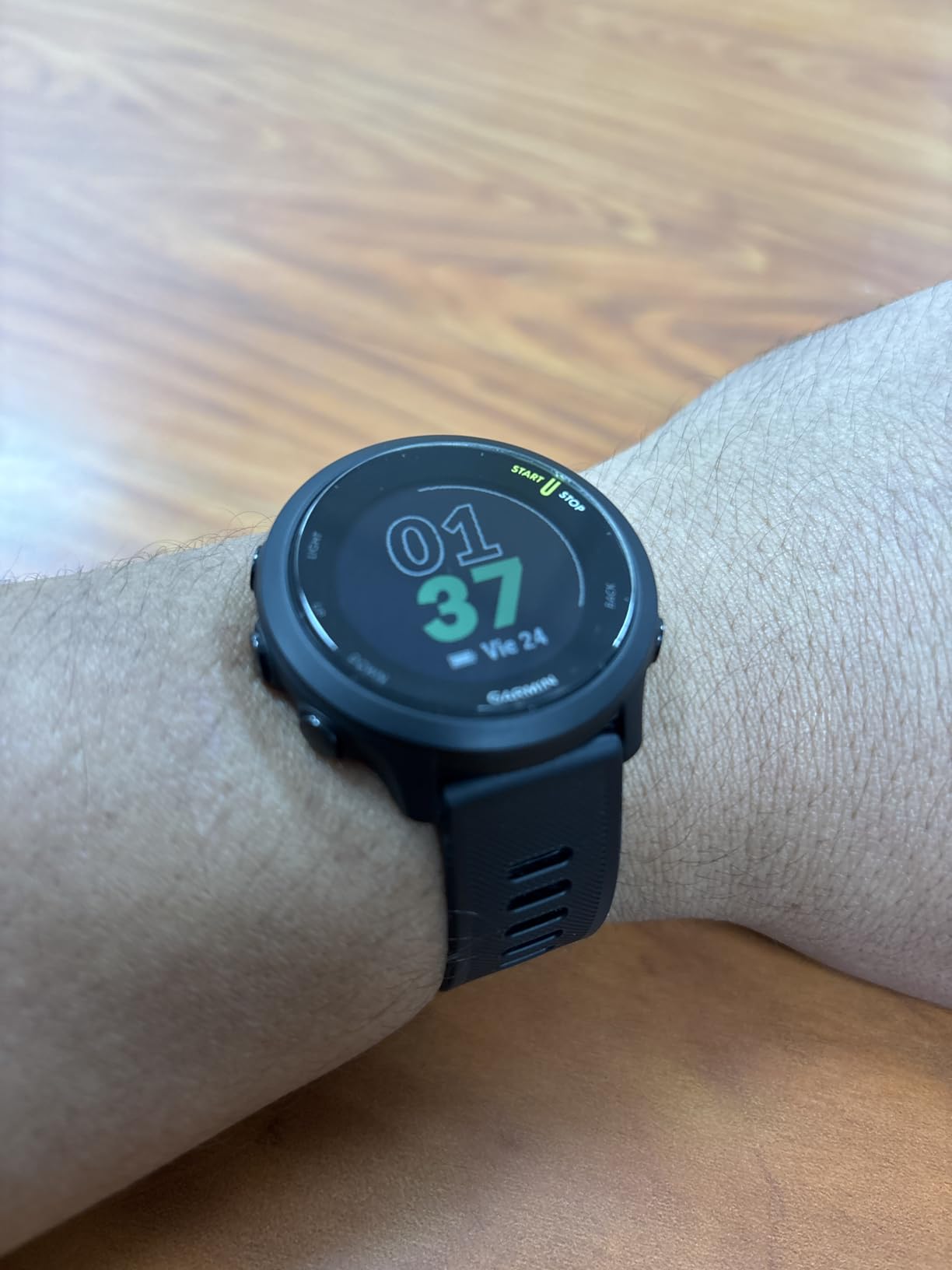 Garmin Forerunner 55, GPS Running Watch with Daily Suggested Workouts, Up to 2 Weeks of Battery Life, Black - 010-02562-00 - Customer Photo 2