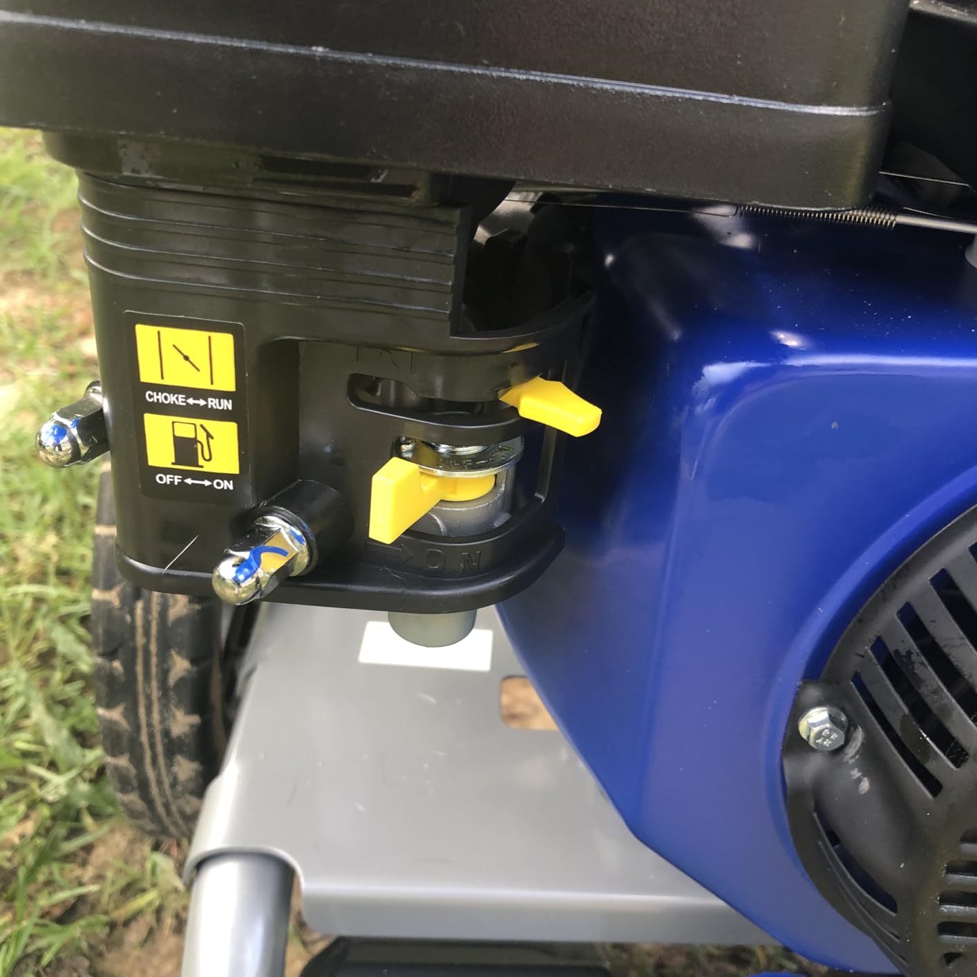 Westinghouse WPX3400 Gas Pressure Washer, 3400 PSI and 2.6 Max GPM, Onboard Soap Tank, Spray Gun and Wand, 5 Nozzle Set, for Cars/Fences/Driveways/Homes/Patios/Furniture Customer Review Westinghouse WPX3400 Gas Pressure Washer, 3400 PSI and 2.6 Max GPM, Onboard Soap Tank, Spray Gun and Wand, 5 Nozzle Set, for Cars/Fences/Driveways/Homes/Patios/Furniture - Customer Photo 2