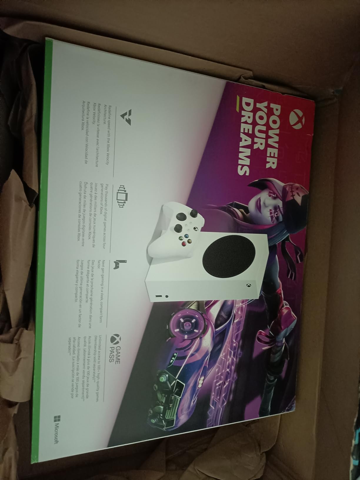 Xbox Series S – Fortnite & Rocket League Bundle - Customer Photo 3