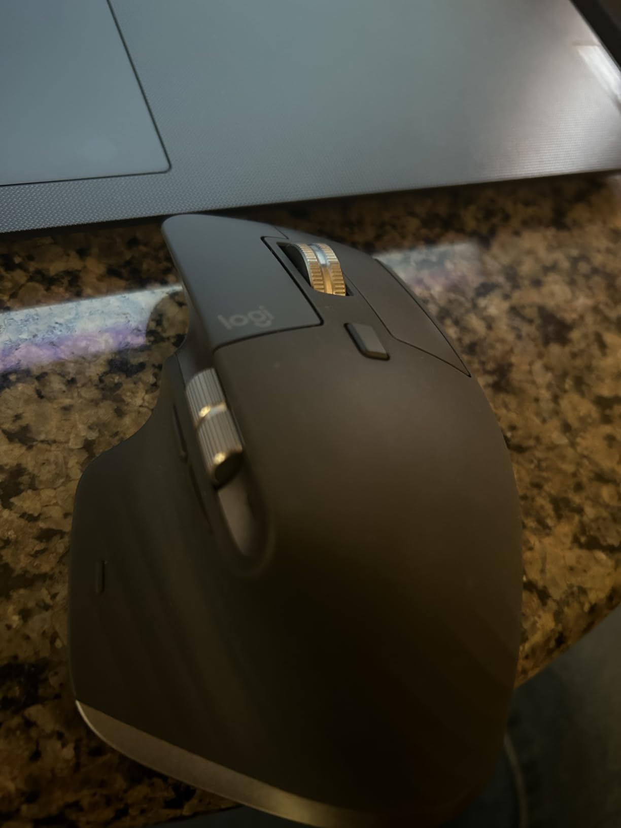 Logitech MX Master 3S Wireless Mouse Standard Edition with Logi Bolt USB Receiver, Ultra-fast Scrolling, Ergo, 8K DPI, Track on Glass, Quiet Clicks, USB-C, Bluetooth, Windows, Linux, Chrome - Graphite - Customer Photo 2