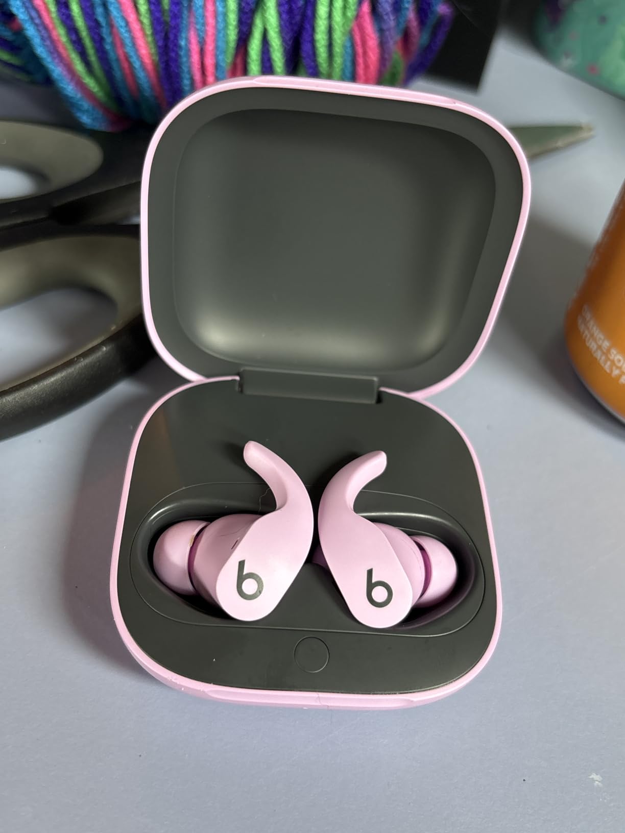 Beats Fit Pro (1st Gen) - True Wireless Noise Cancelling Earbuds - Active Noise Cancelling - Sweat Resistant Earphones, Compatible with Apple & Android, Class 1 Bluetooth - Beats White Customer Review Beats Fit Pro (1st Gen) - True Wireless Noise Cancelling Earbuds - Active Noise Cancelling - Sweat Resistant Earphones, Compatible with Apple & Android, Class 1 Bluetooth - Beats White - Customer Photo 5