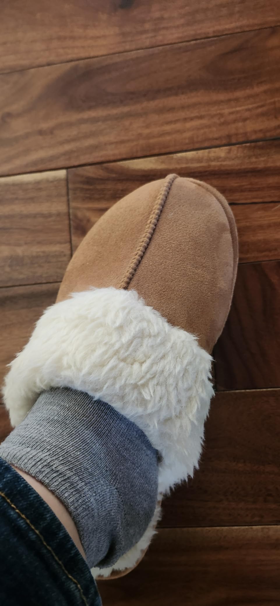 Litfun Women's Fuzzy Memory Foam Slippers Fluffy Winter House Shoes Indoor and Outdoor Customer Review Litfun Women's Fuzzy Memory Foam Slippers Fluffy Winter House Shoes Indoor and Outdoor - Customer Photo 1