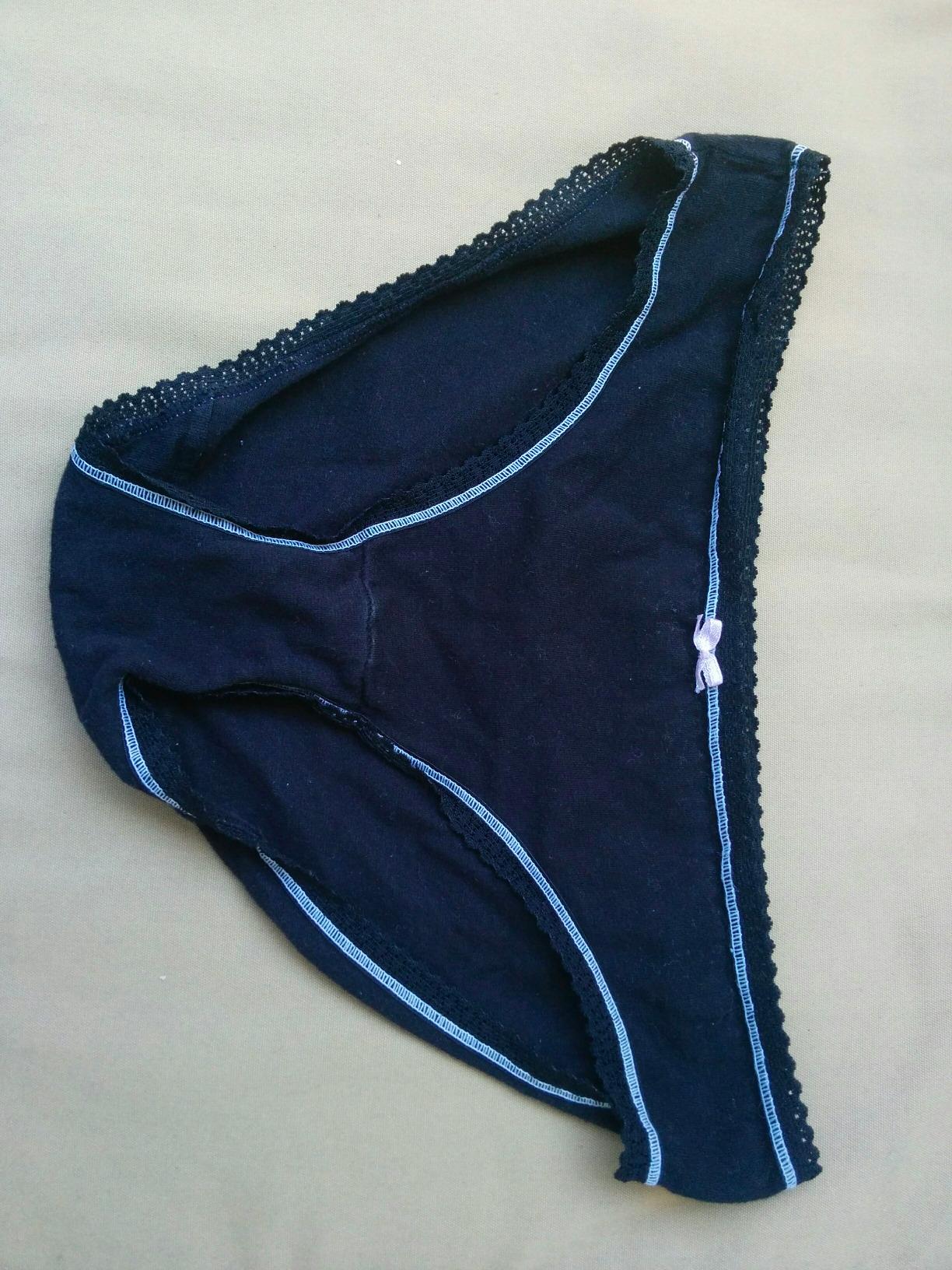 Icebreaker Merino Women's Siren Bikini Customer Review Icebreaker Merino Women's Siren Bikini - Customer Photo 2