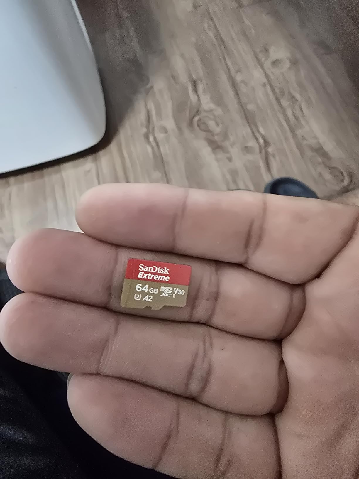 SanDisk 256GB Extreme microSDXC UHS-I Memory Card with Adapter - Up to 190MB/s, C10, U3, V30, 4K, 5K, A2, Micro SD Card - SDSQXAV-256G-GN6MA Customer Review SanDisk 256GB Extreme microSDXC UHS-I Memory Card with Adapter - Up to 190MB/s, C10, U3, V30, 4K, 5K, A2, Micro SD Card - SDSQXAV-256G-GN6MA - Customer Photo 4