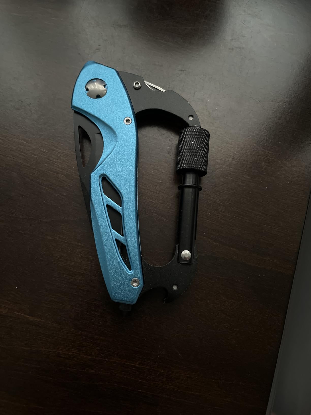Multitool Carabiner with Pocket Knife, Stocking Stuffers Gifts for Men, EDC Carabiners with Folding Knives, Bottle Opener, Window Breaker and Screwdriver, Survival Gear for Camping Hiking Customer Review Multitool Carabiner with Pocket Knife, Stocking Stuffers Gifts for Men, EDC Carabiners with Folding Knives, Bottle Opener, Window Breaker and Screwdriver, Survival Gear for Camping Hiking - Customer Photo 1