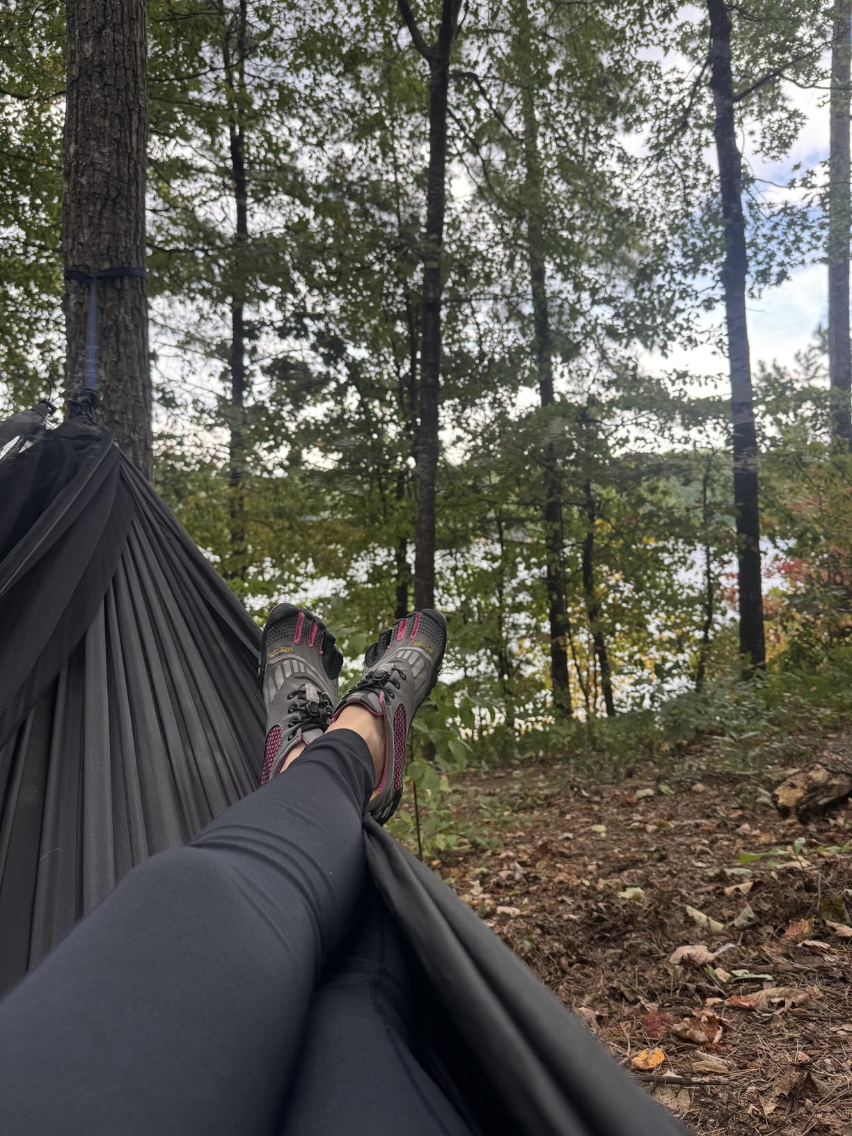 Sunyear Hammock Camping with Rain Fly Tarp and Net, Portable Camping Hammock Double Tree Hammock Outdoor Indoor Backpacking Travel & Survival, 2 Tree Straps,100% Waterproof Customer Review Sunyear Hammock Camping with Rain Fly Tarp and Net, Portable Camping Hammock Double Tree Hammock Outdoor Indoor Backpacking Travel & Survival, 2 Tree Straps,100% Waterproof - Customer Photo 1