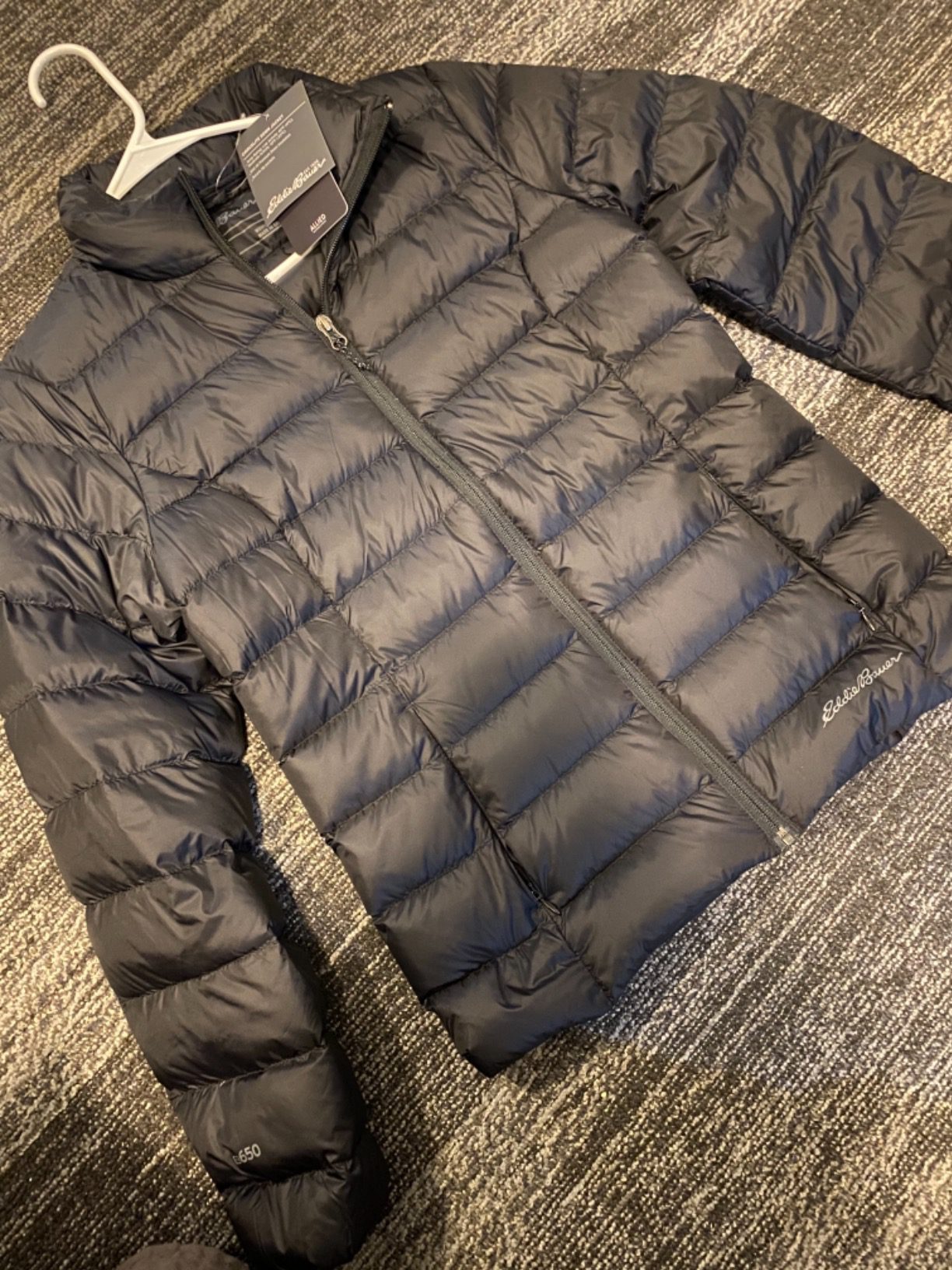 Eddie Bauer Women's Cirruslite Down Jacket, Recycled Customer Review Eddie Bauer Women's Cirruslite Down Jacket, Recycled - Customer Photo 2