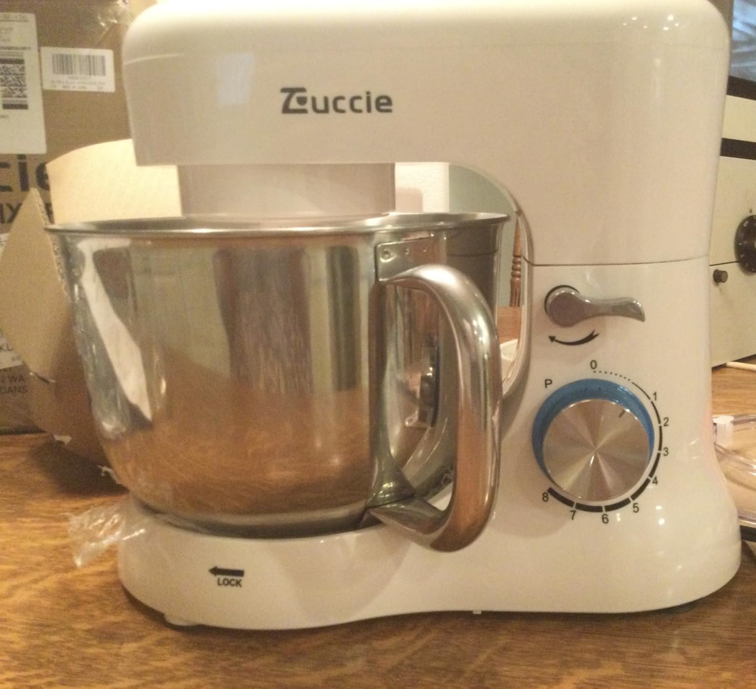Stand Mixer, Zuccie 4.8QT Kitchen Electric Stand Mixer, 380W Motor Power Food Mixer, 8+P-Speed Dough Mixer with Dough Hook, Wire Whip & Beater, Black Customer Review Stand Mixer, Zuccie 4.8QT Kitchen Electric Stand Mixer, 380W Motor Power Food Mixer, 8+P-Speed Dough Mixer with Dough Hook, Wire Whip & Beater, Black - Customer Photo 2